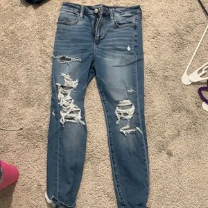 Ripped high waisted skinny jeans